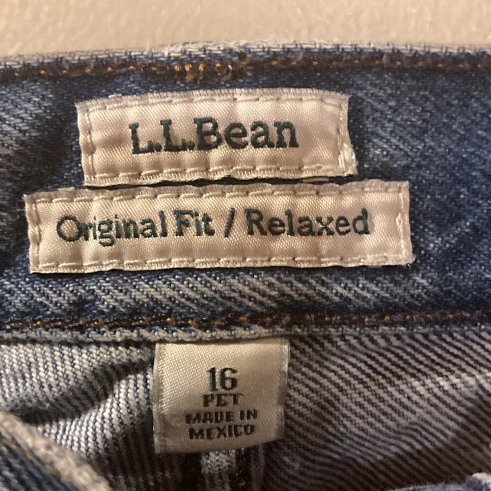 LL Bean Jeans - Picture 5 of 9